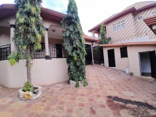 Villa a vendre a nongo, Maisons, Conakry