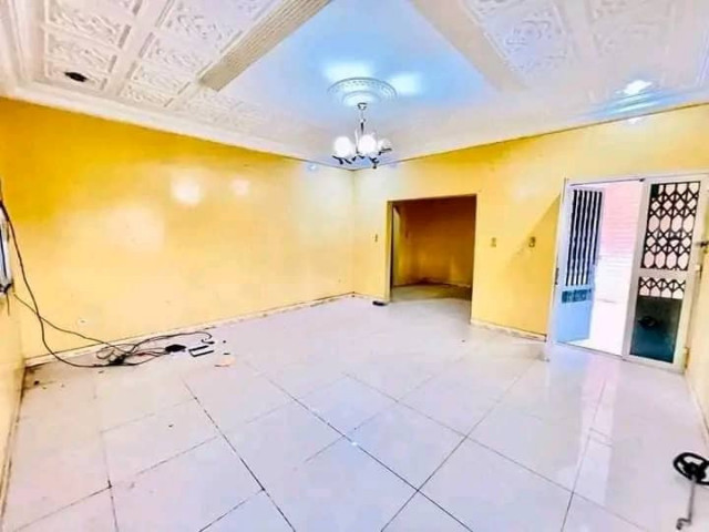 Villa a vendre a nongo, Maisons, Conakry