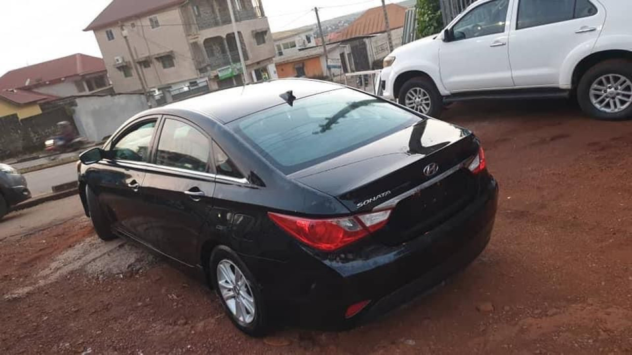 Hyundai Sonata, Voitures, Conakry