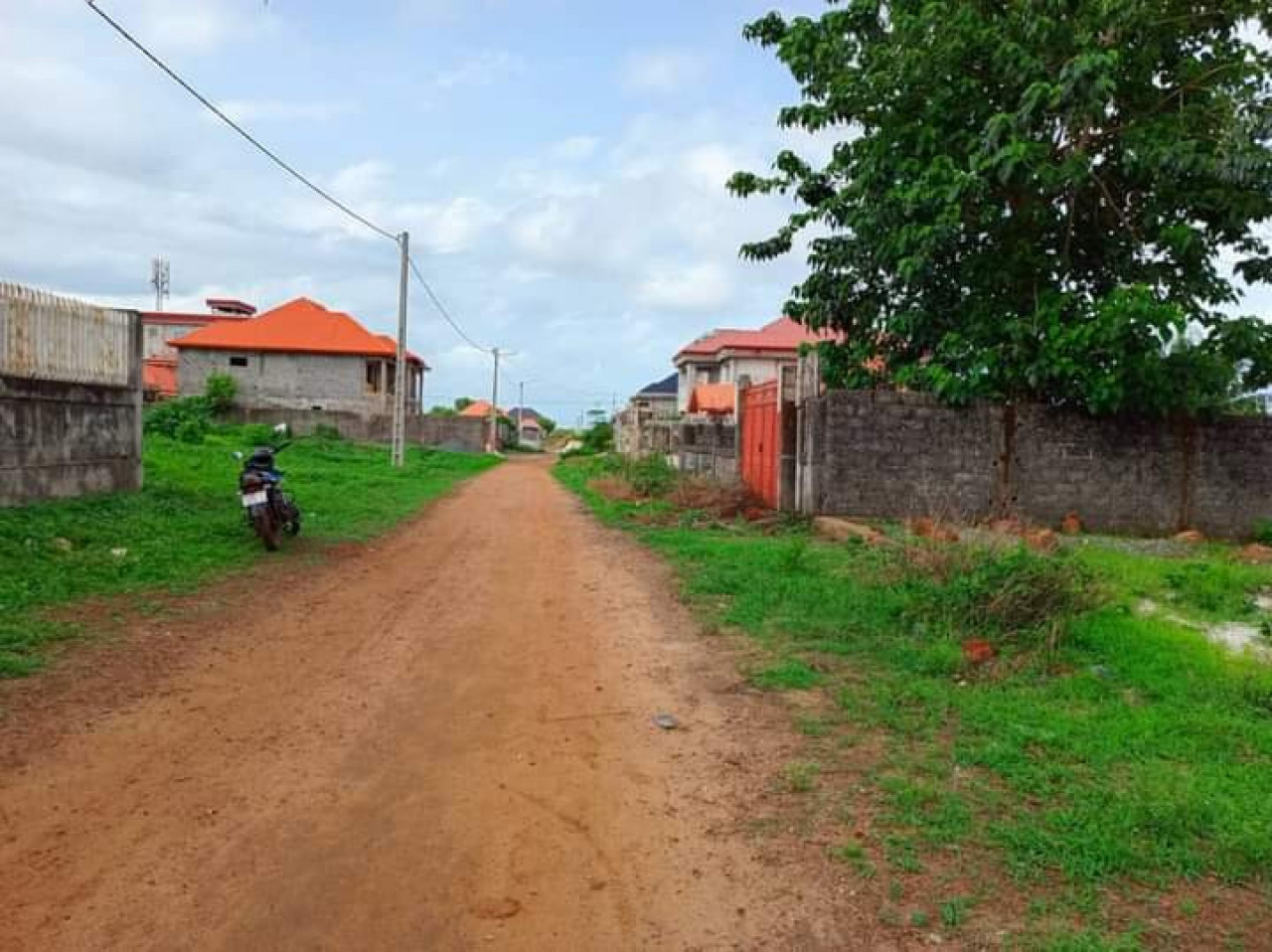 Villa a vendre a tombolia ntapan, Maisons, Conakry