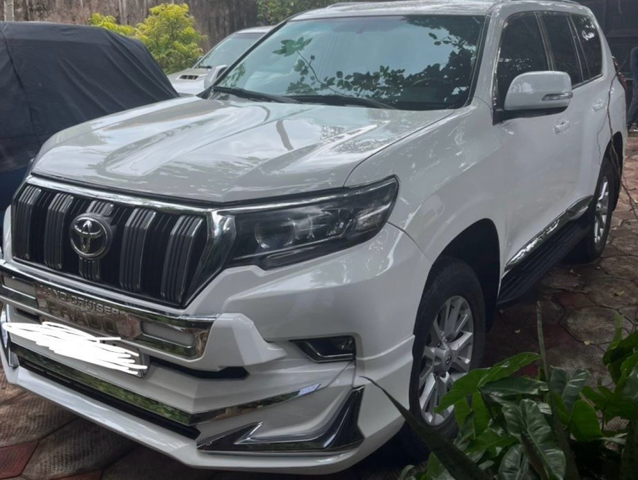 Toyota Land Cruiser Prado, Voitures, Conakry