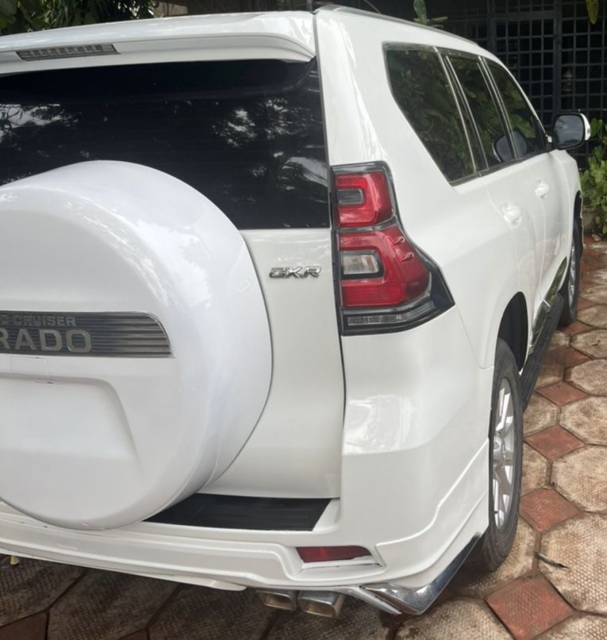 Toyota Land Cruiser Prado, Voitures, Conakry