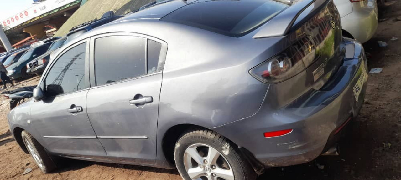 Mazda3, Voitures, Conakry