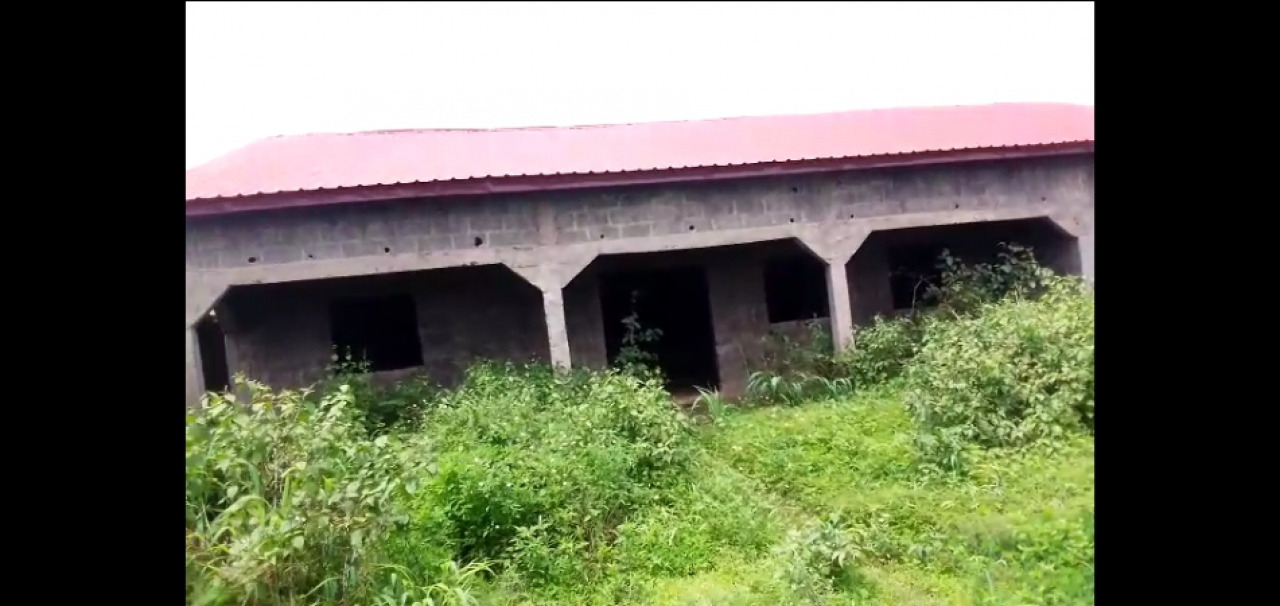 Une villa+ la fondation pour 3 trois dalles ( étages), Maisons, Conakry