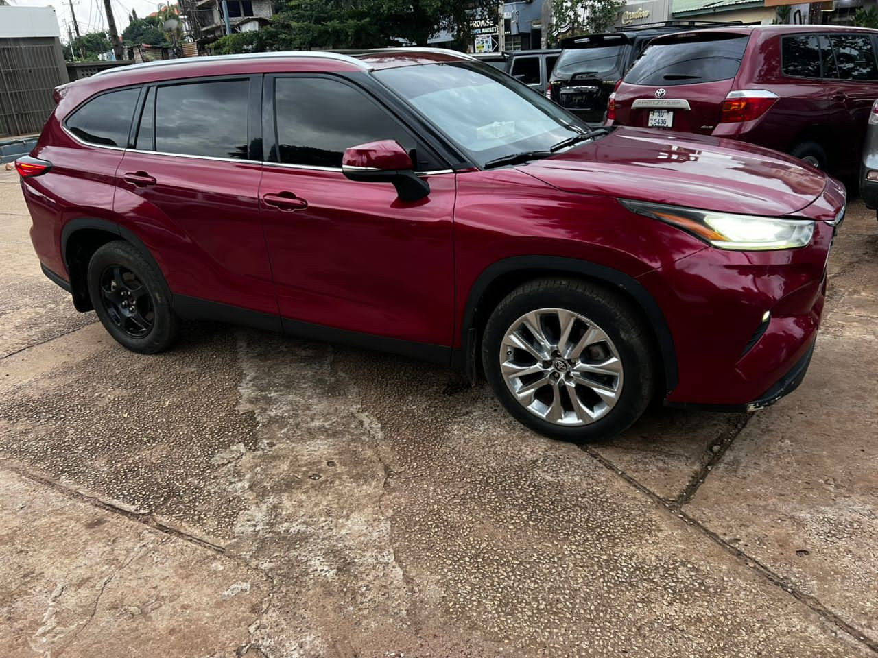 Toyota Highlander, Voitures, Conakry