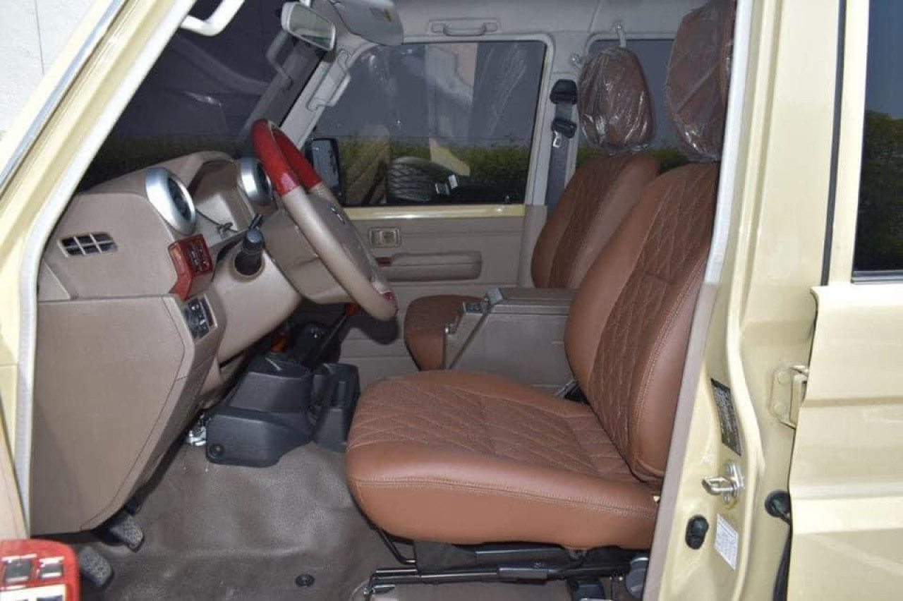 Land cruiser, Voitures, Conakry