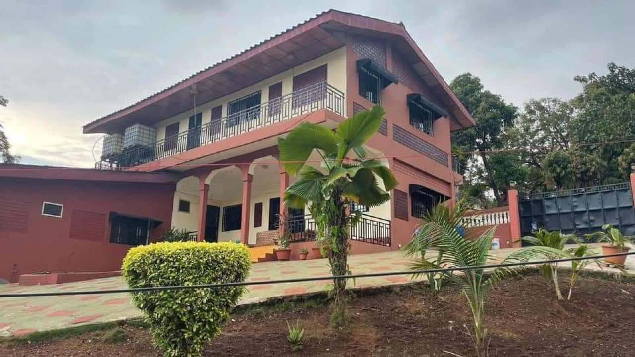 DUPLEX À LOUER À NONGO, Maisons, Conakry