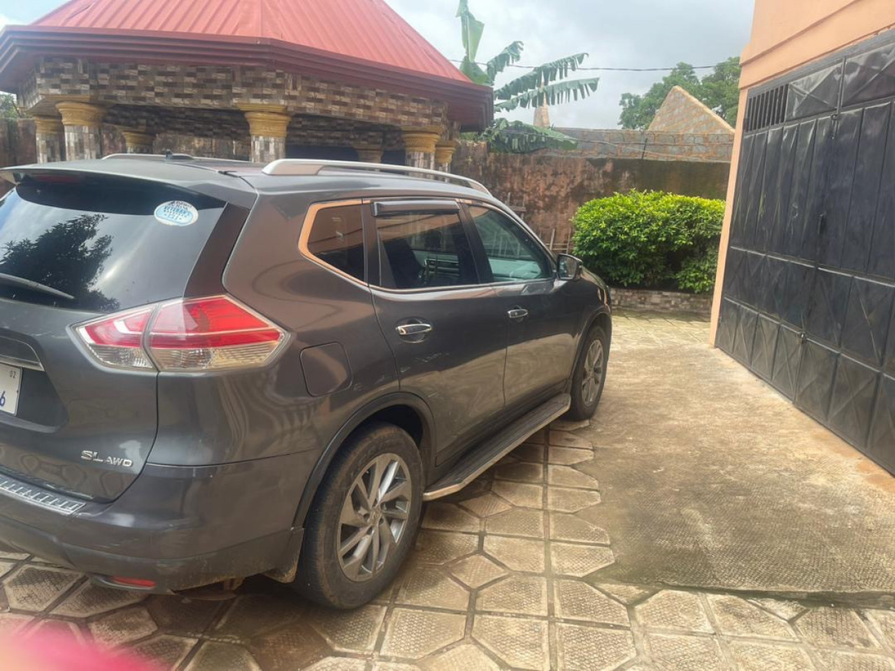 Nissan Rogue, Voitures, Conakry