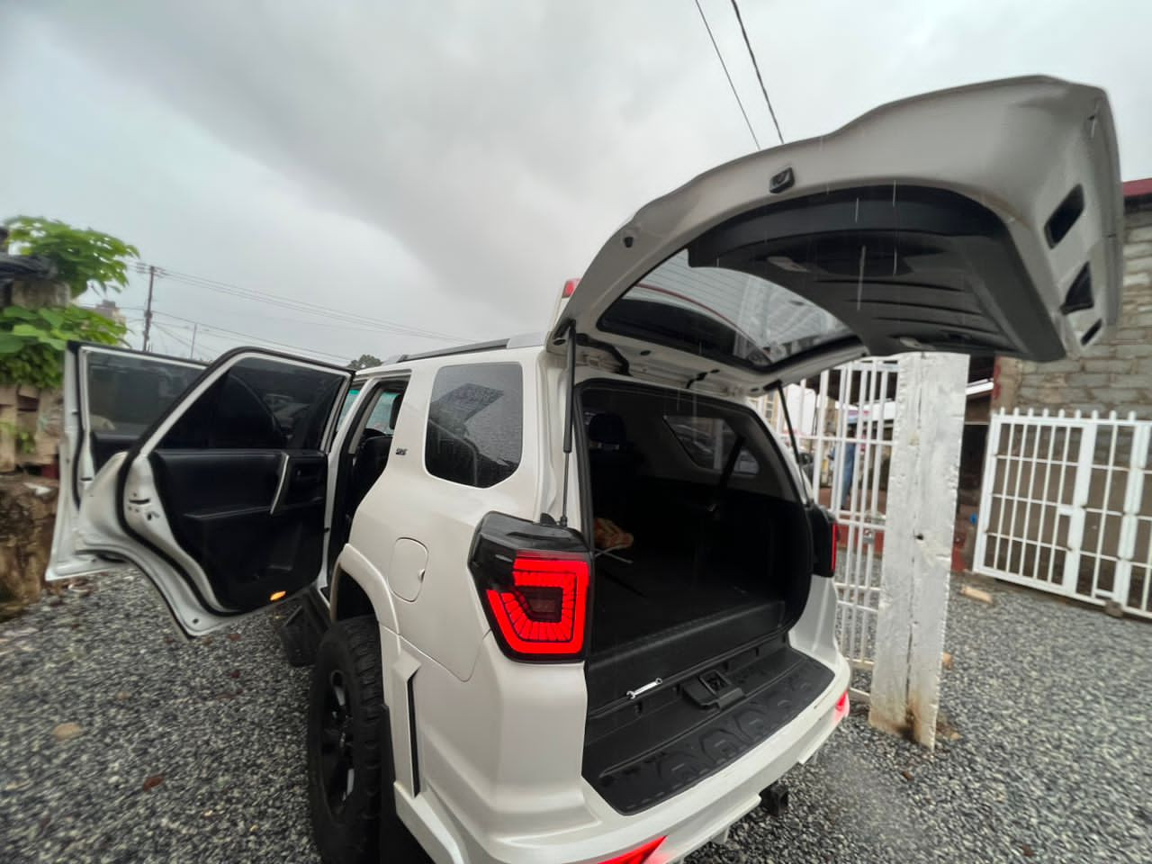 Toyota 4runner, Voitures, Conakry