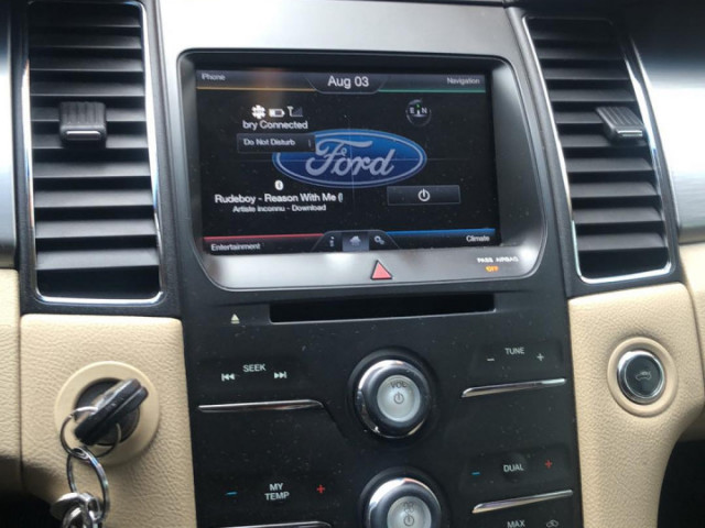 Ford taurus, Autres Véhicules, Conakry