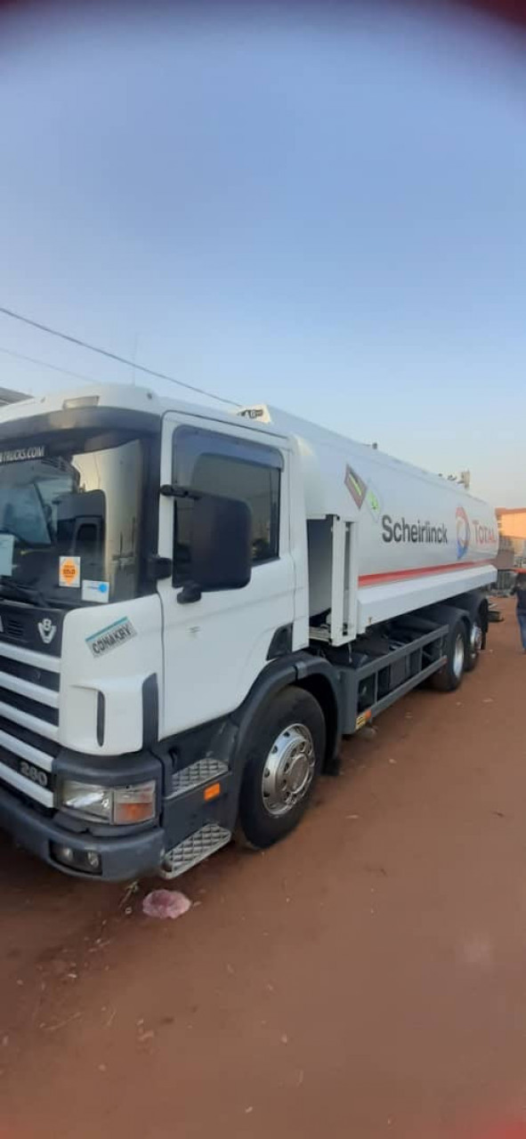 Citerne Scania, Camions - Autobus, Conakry