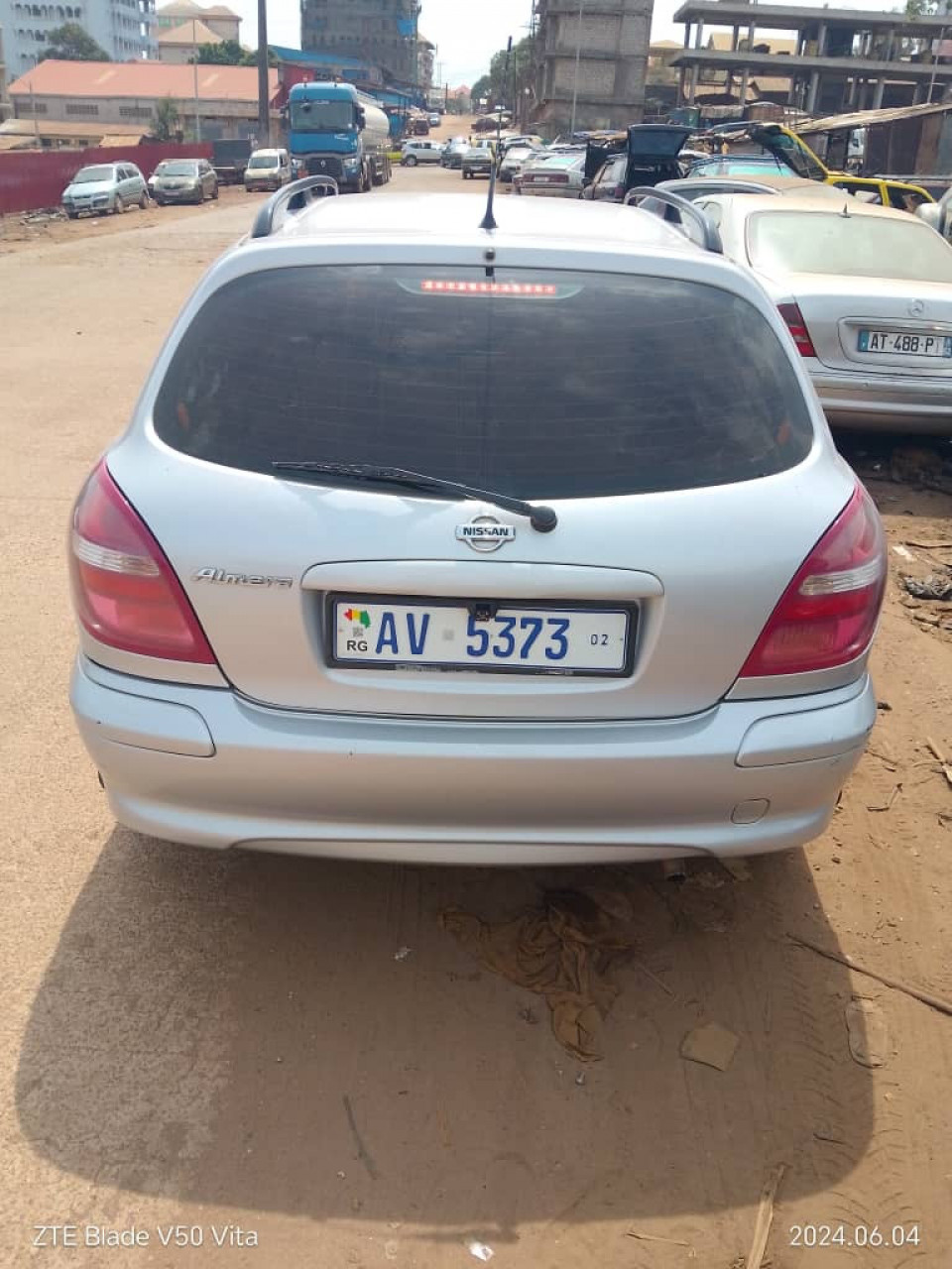 Nissan Almera à louer, Voitures, Conakry