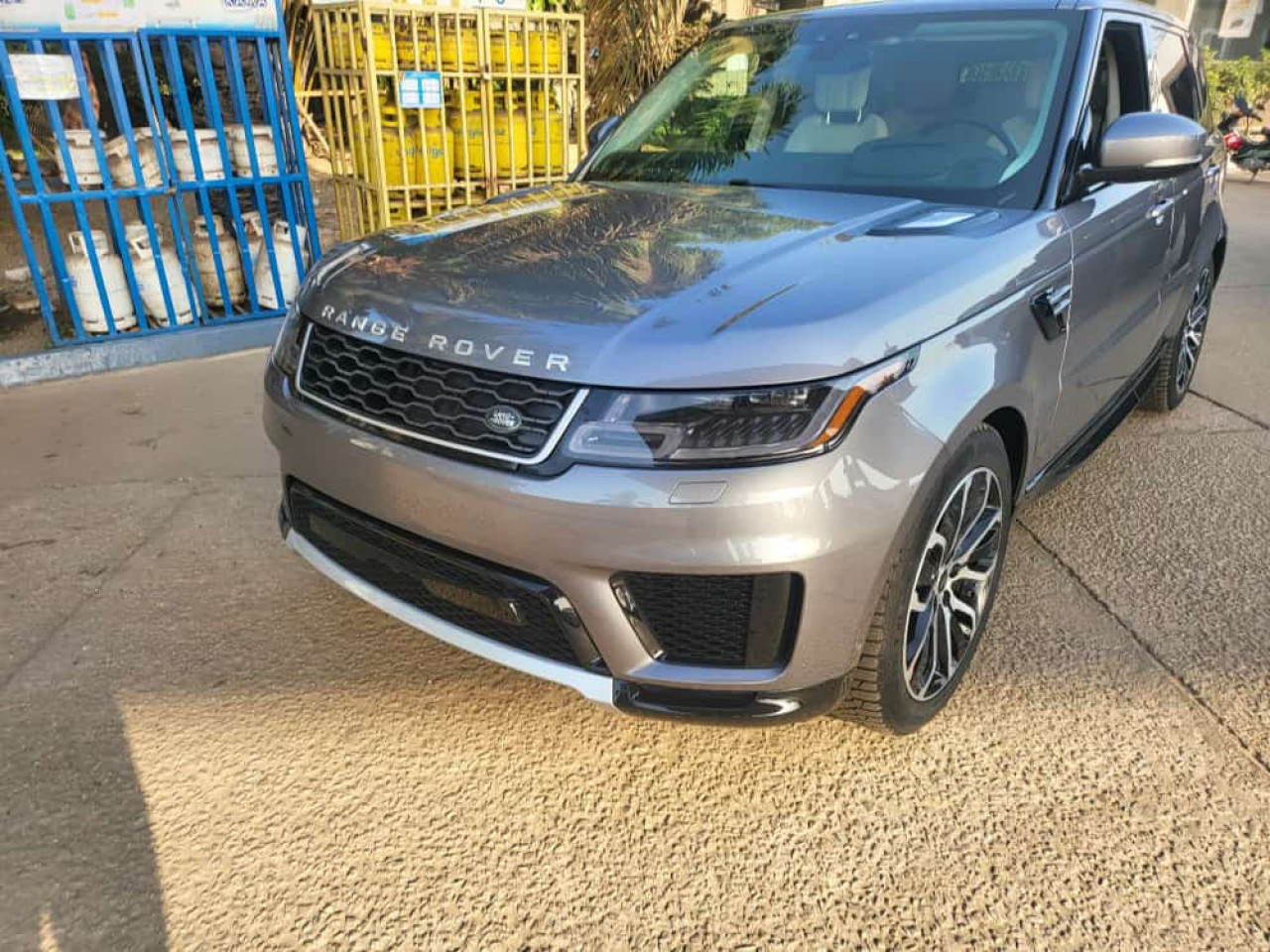 Range Rover, Voitures, Conakry