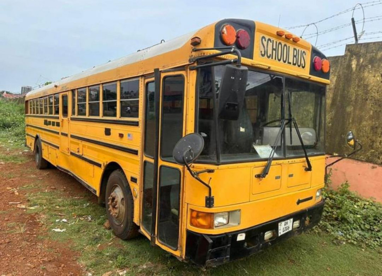 Bus GMC, Camions - Autobus, Conakry