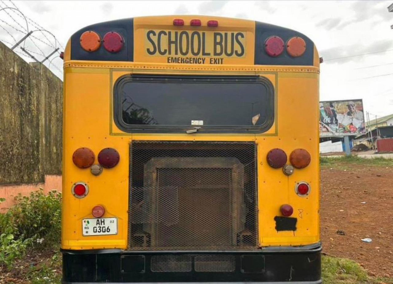 Bus GMC, Camions - Autobus, Conakry