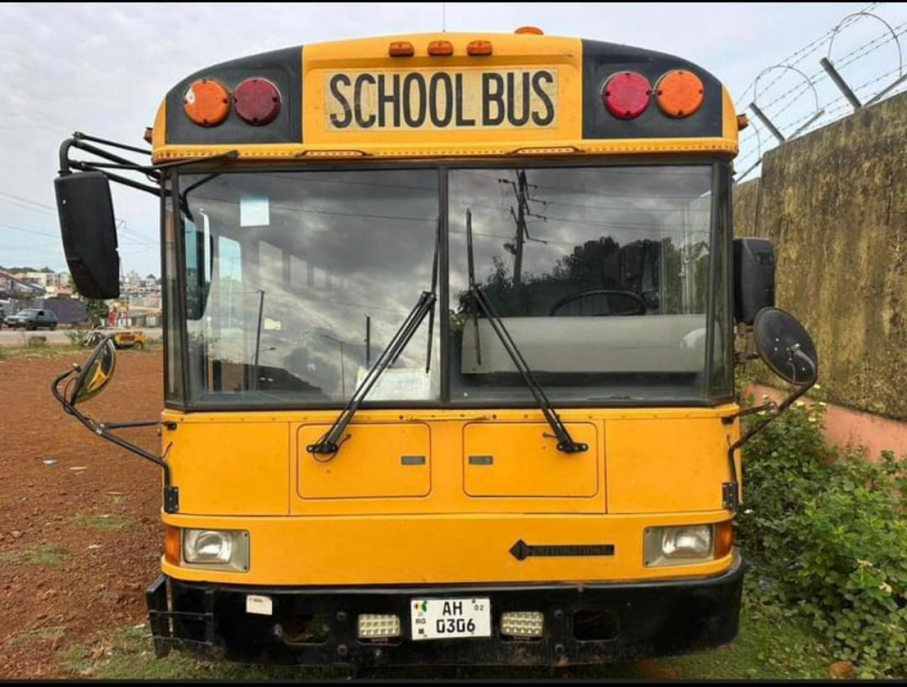 Bus GMC, Camions - Autobus, Conakry