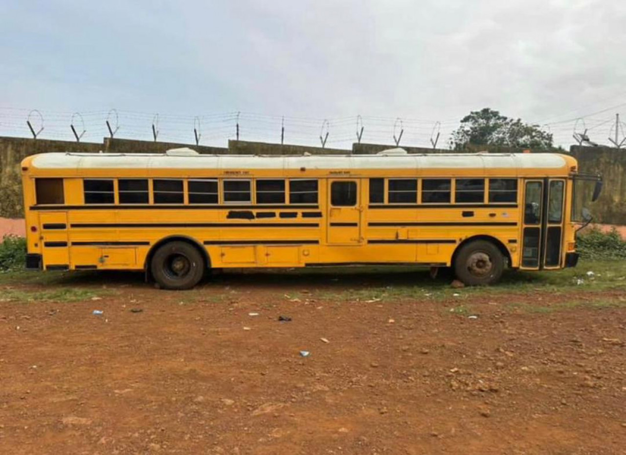 Bus GMC, Camions - Autobus, Conakry