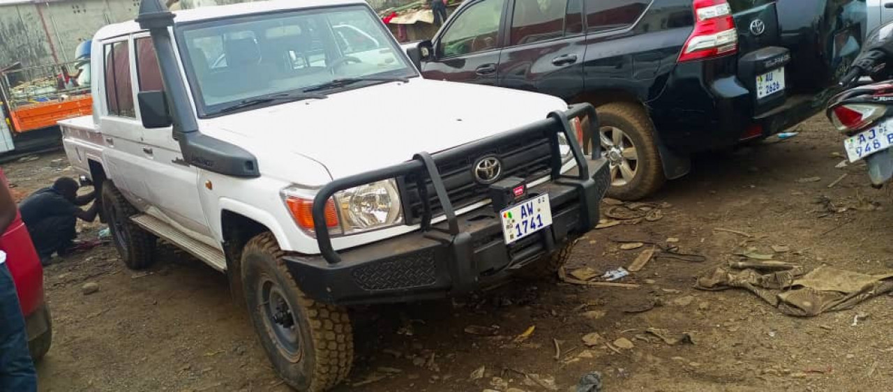 Toyota landcruser, Voitures, Conakry