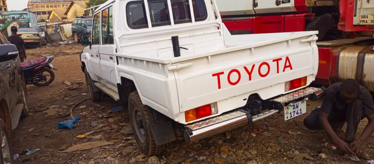 Toyota landcruser, Voitures, Conakry