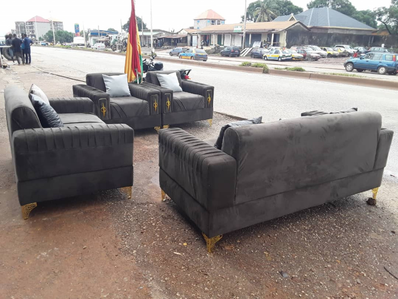 CANAPÉ MODERNE, Lits - Fauteuils, Conakry