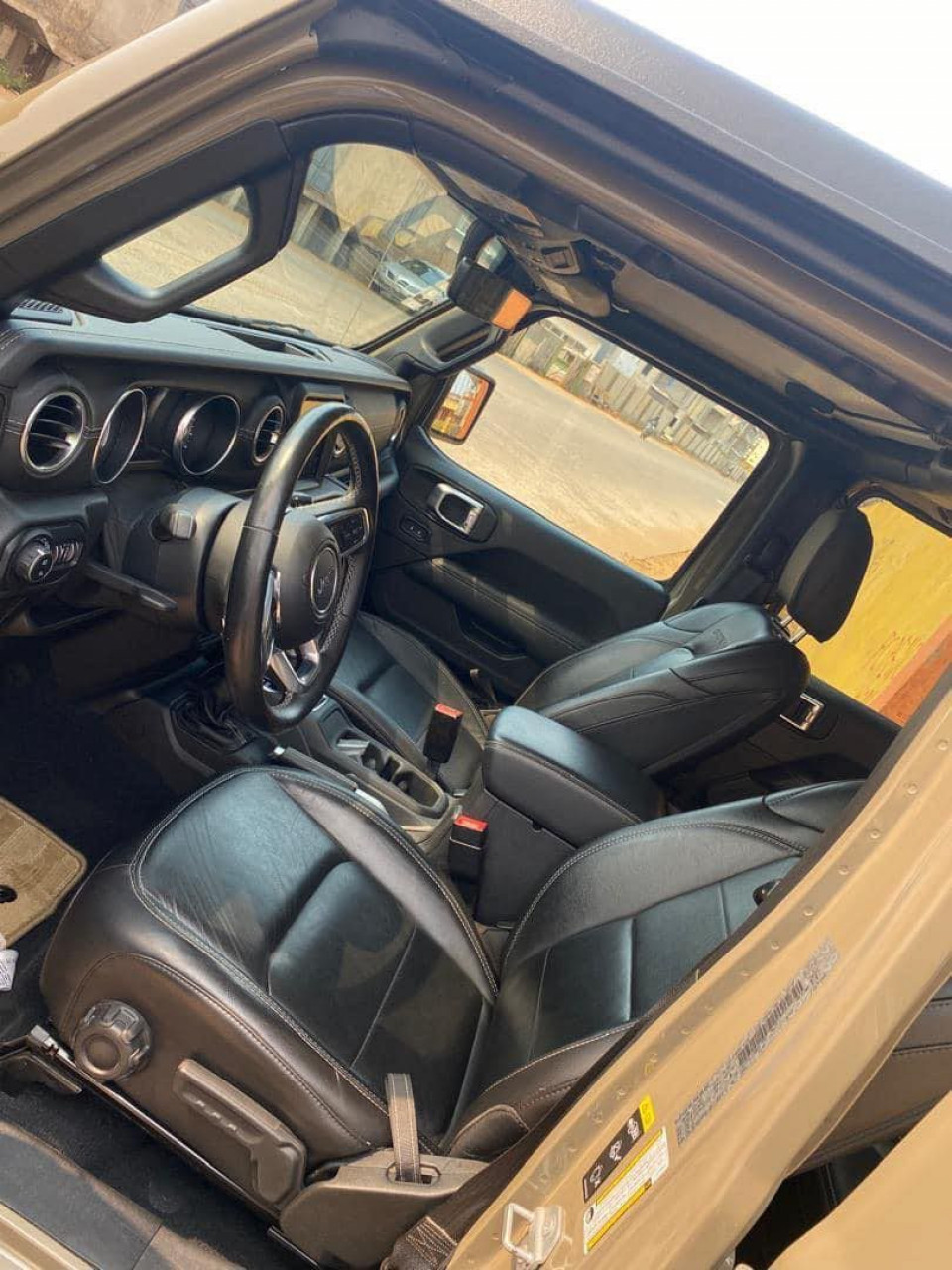 JEEP wrangler, Voitures, Conakry