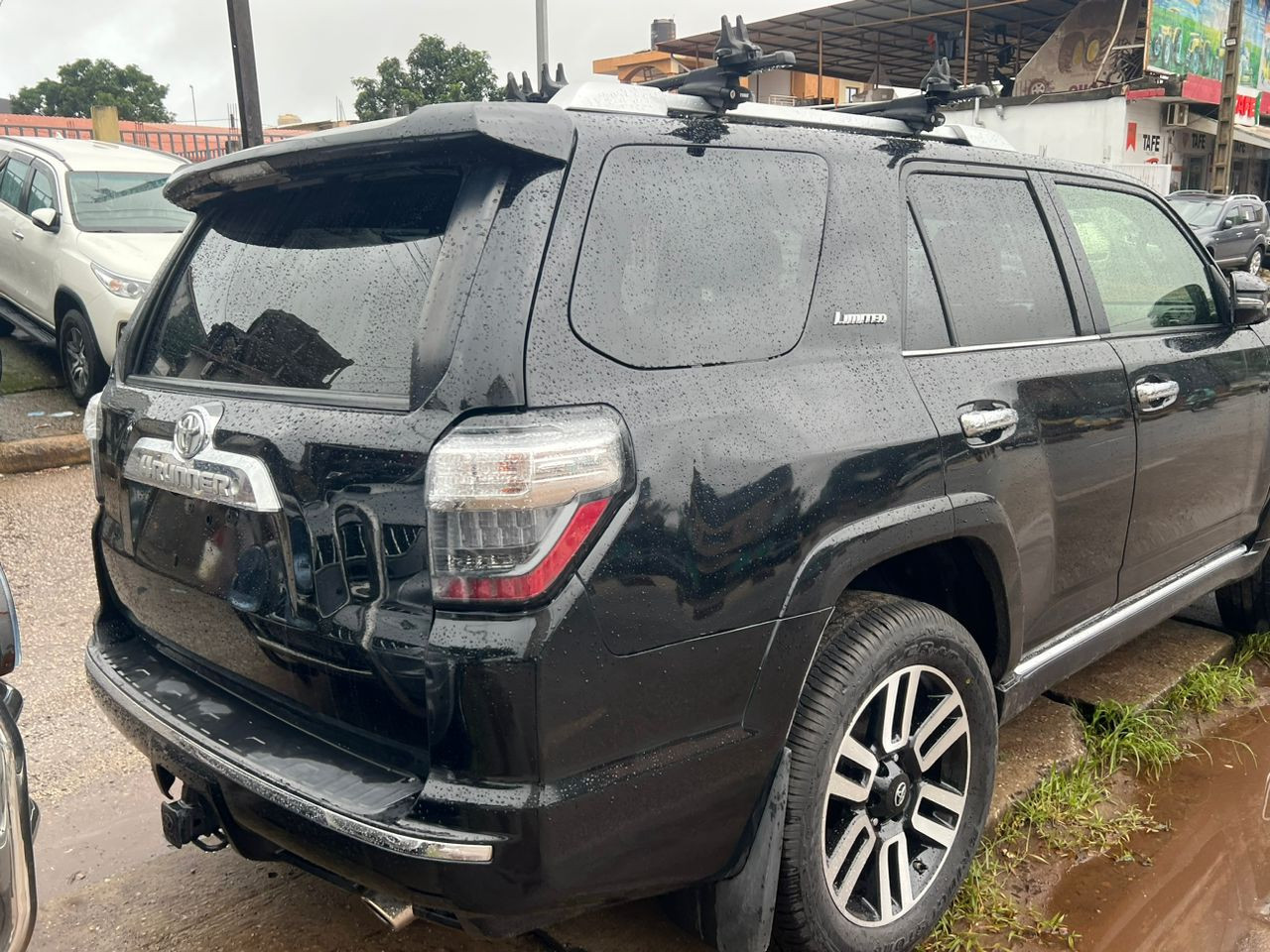 Toyota 4runner, Voitures, Conakry