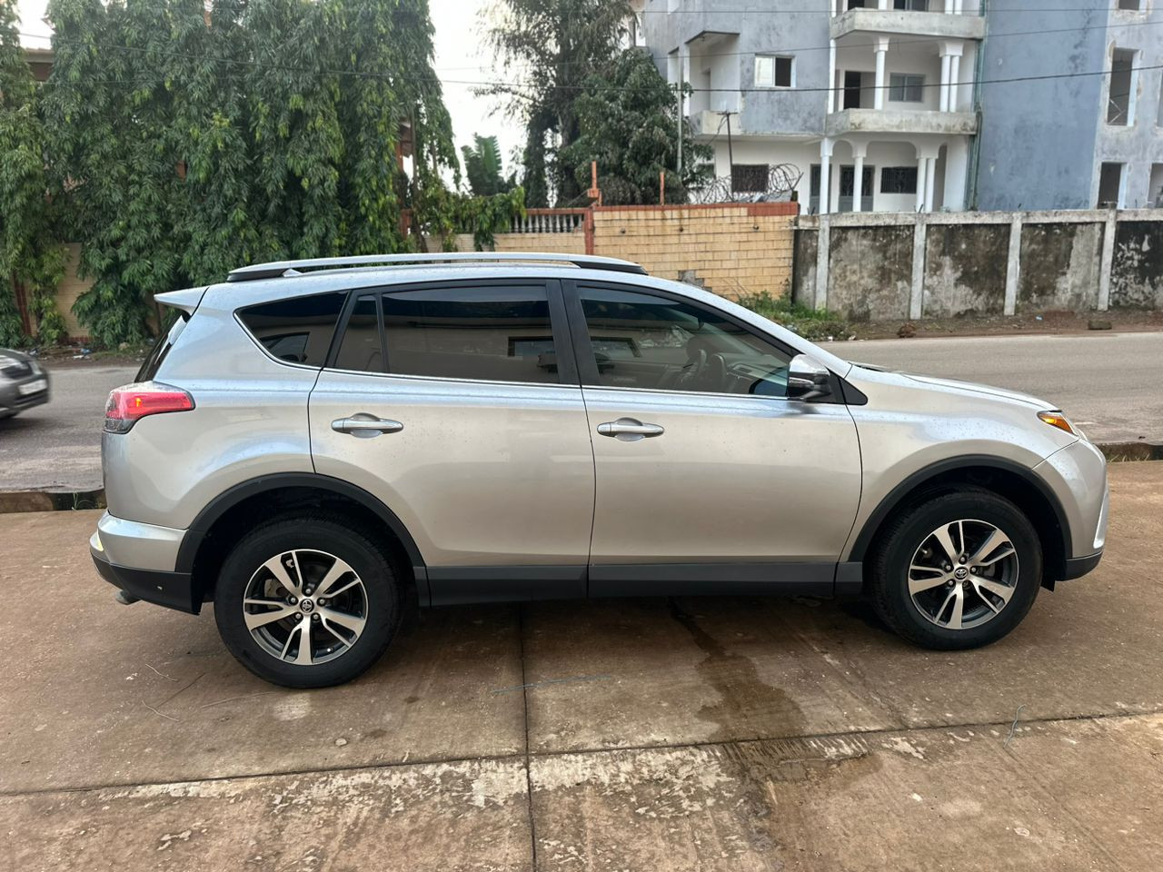 Toyota rav4, Voitures, Conakry