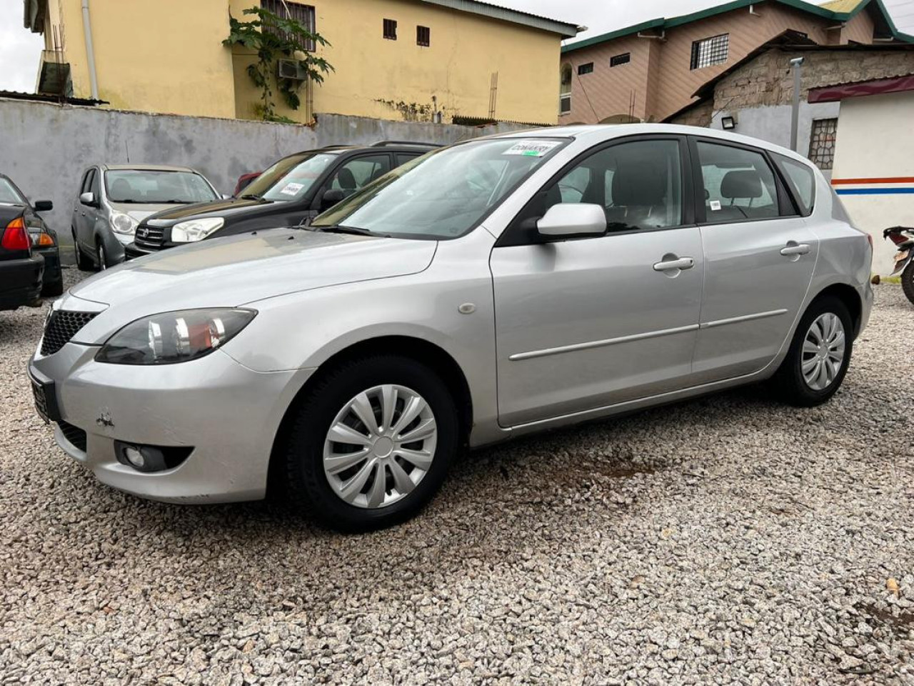 Mazda3, Voitures, Conakry