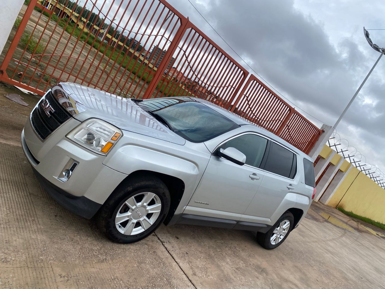 GMC terrain, Voitures, Conakry