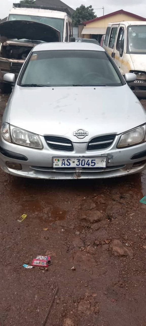 Nissan Almera, Voitures, Conakry