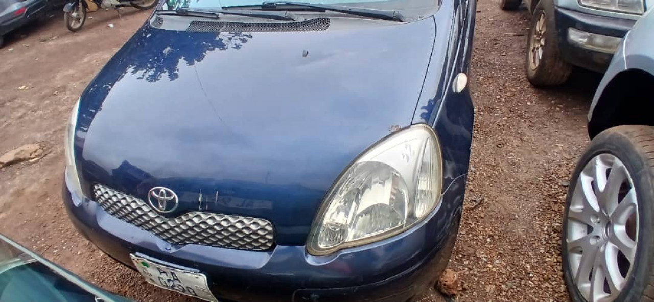 Toyota Yaris, Voitures, Conakry