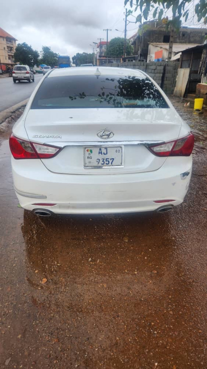 Hyundai Sonata, Voitures, Conakry