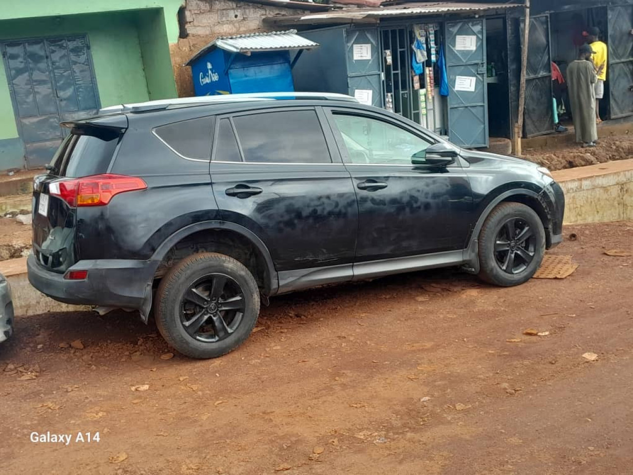 Toyota RAV4 2014, Voitures, Conakry