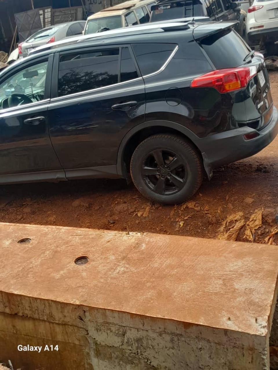 Toyota RAV4 2014, Voitures, Conakry