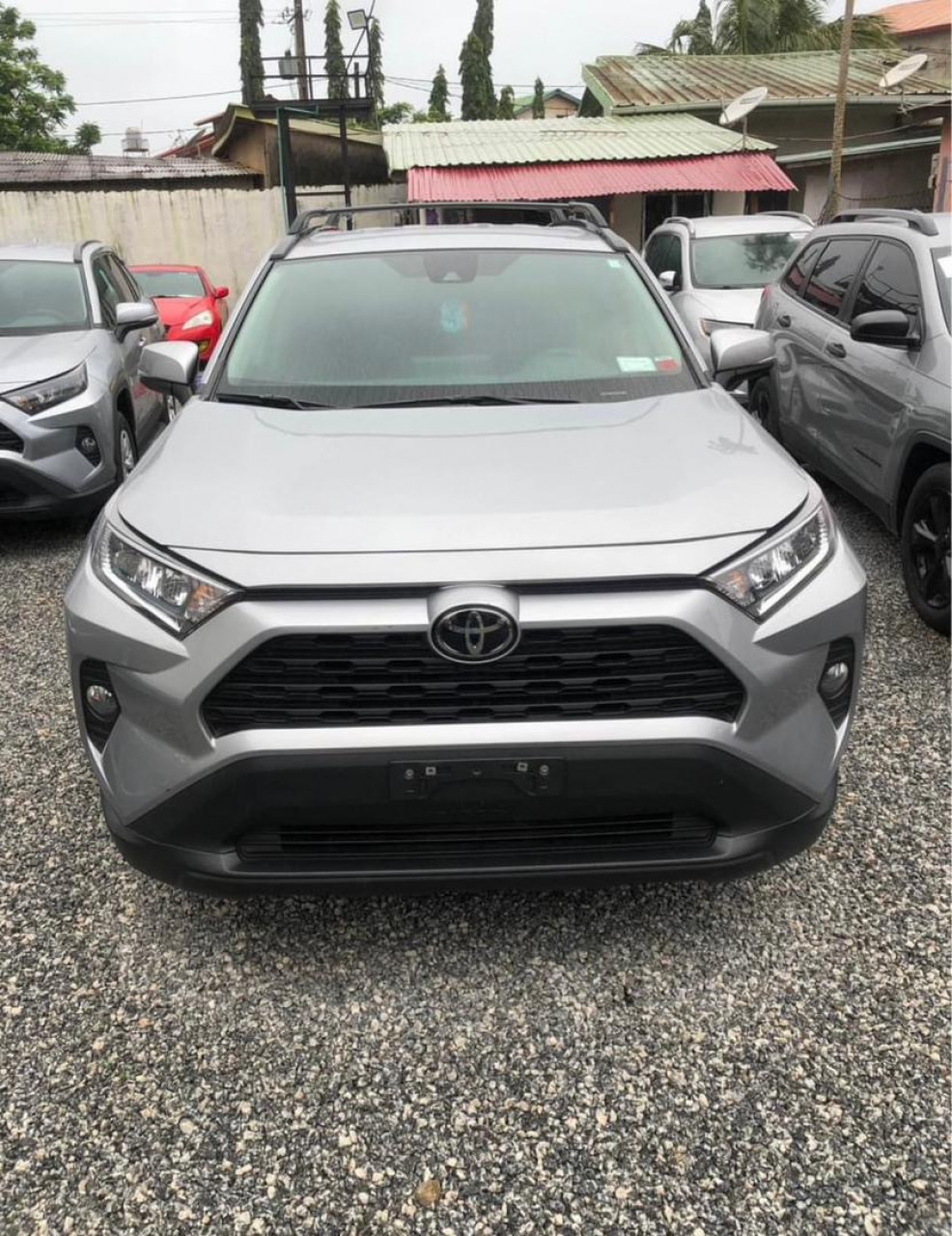 Toyota RAV4 2022, Voitures, Conakry