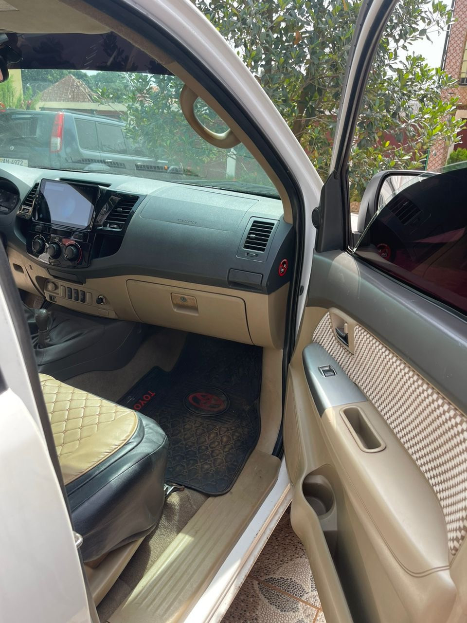 Toyota FORTUNER 2013, Voitures, Conakry