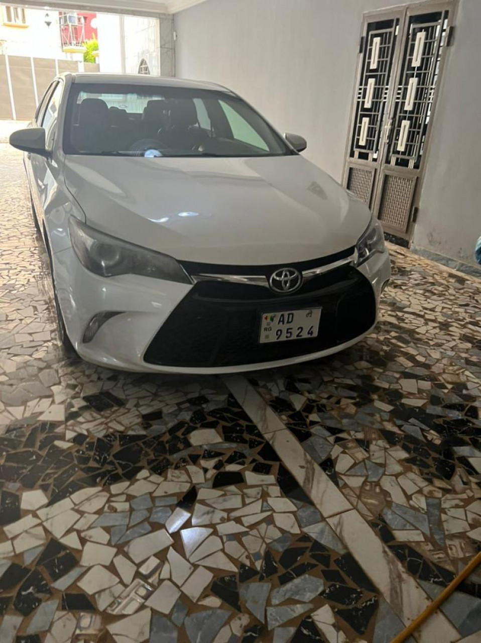 Toyota Camry 2015, Voitures, Conakry