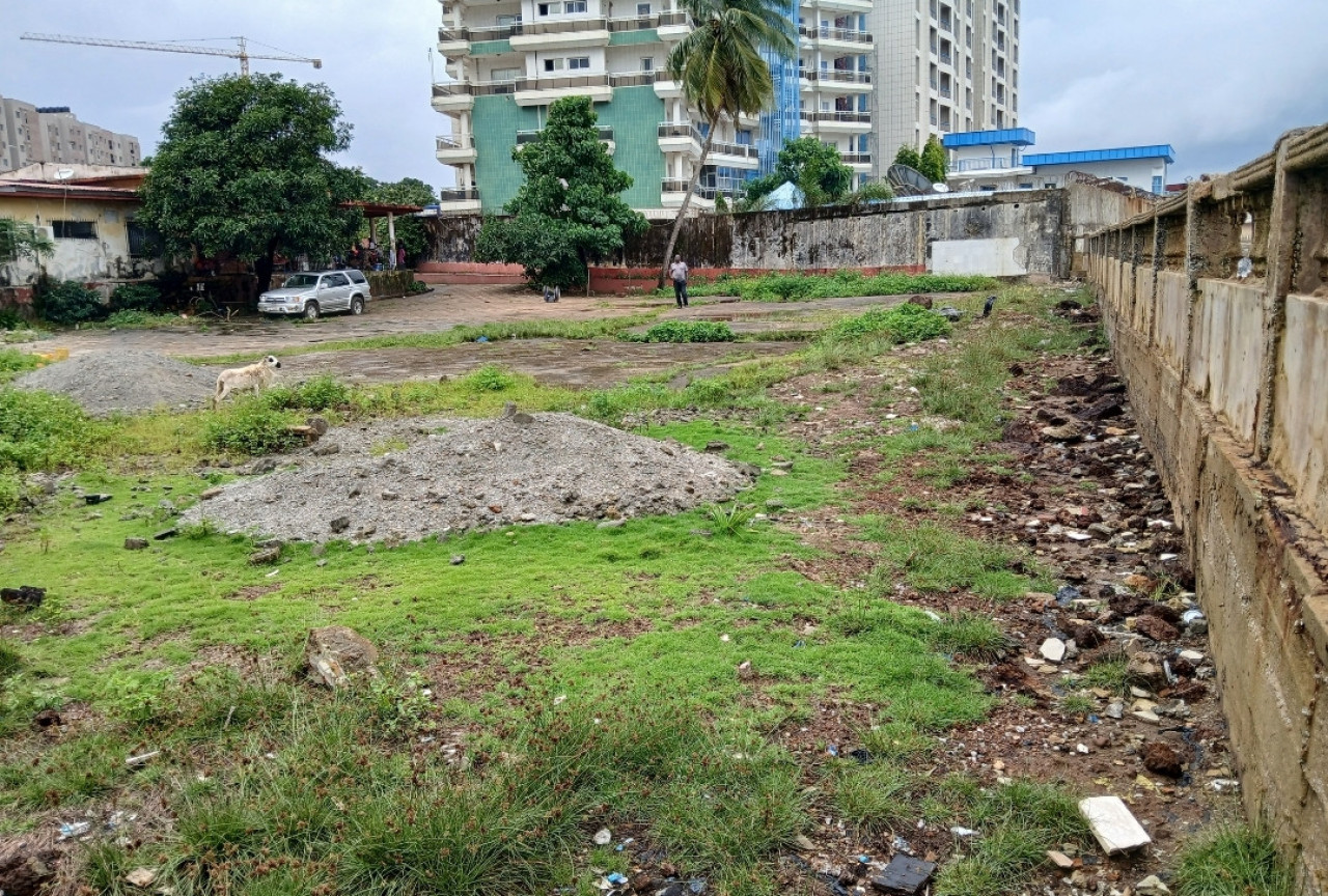 TERRAIN EN BORDURE DE MER COLEAH, Terrains, Conakry