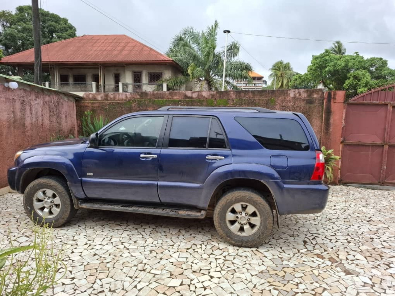 Toyota 4 Runner, Voitures, Conakry