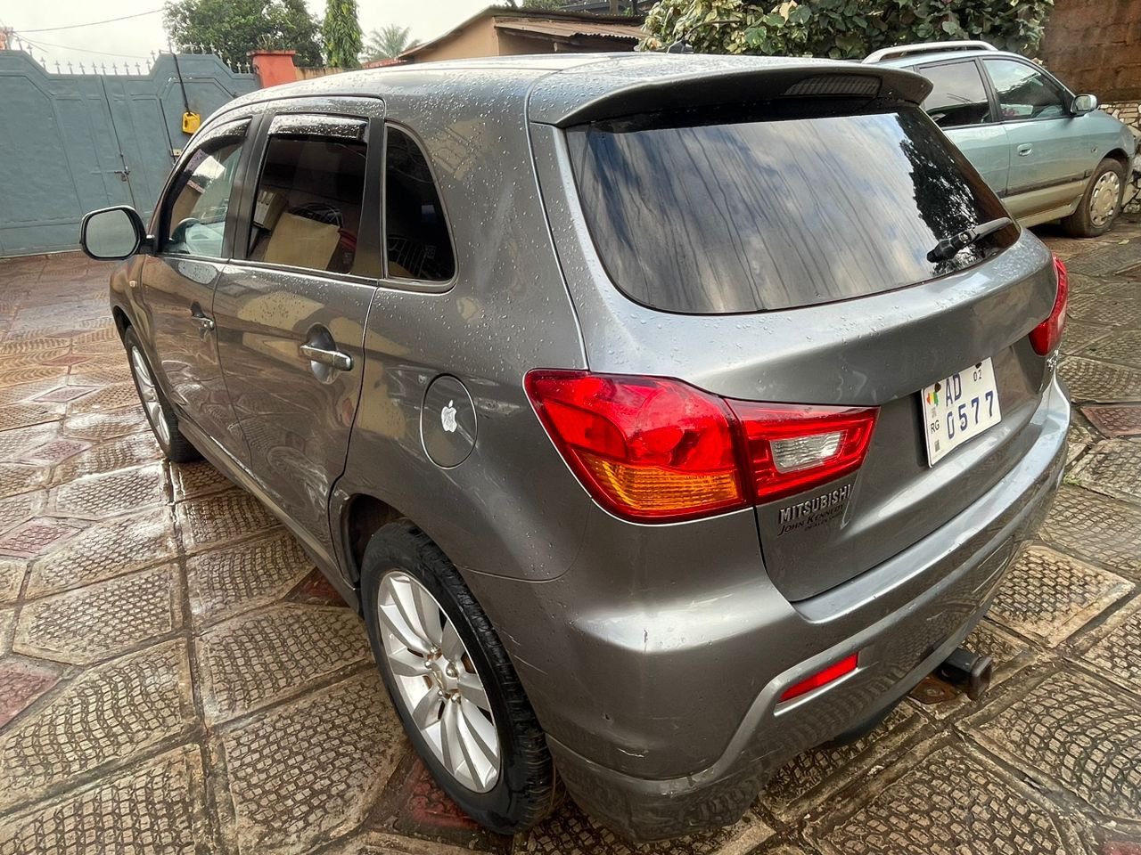 Mitsubishi RVR 2011, Voitures, Conakry