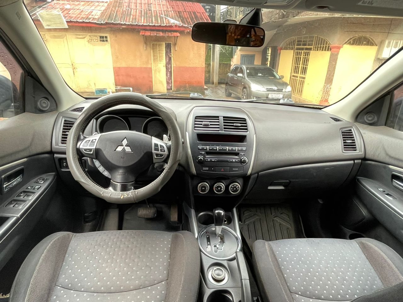 Mitsubishi RVR 2011, Voitures, Conakry