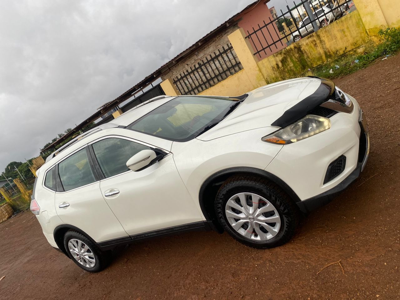 Nissan Rogue, Voitures, Conakry