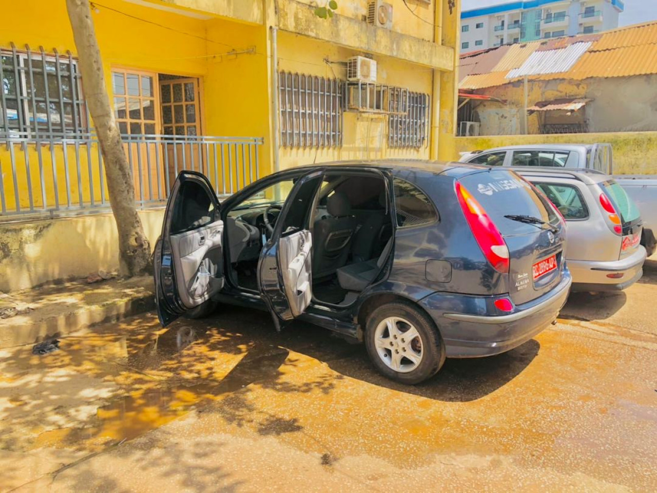 Vente d’une voiture, Voitures, Conakry