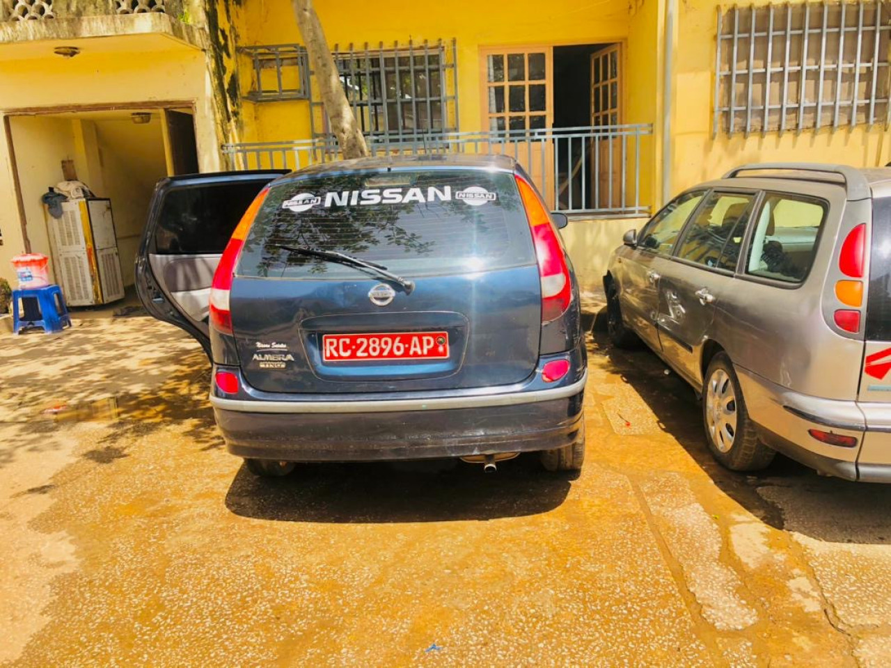 Vente d’une voiture, Voitures, Conakry