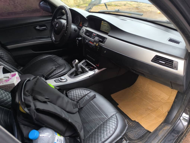 BMW M4 ESSENCE MANUELLE 4CYLINDRES DÉMARRAGE BOUTON 🔘, Voitures, Conakry