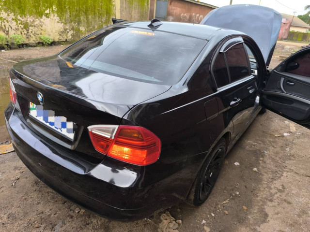 BMW M4 ESSENCE MANUELLE 4CYLINDRES DÉMARRAGE BOUTON 🔘, Voitures, Conakry