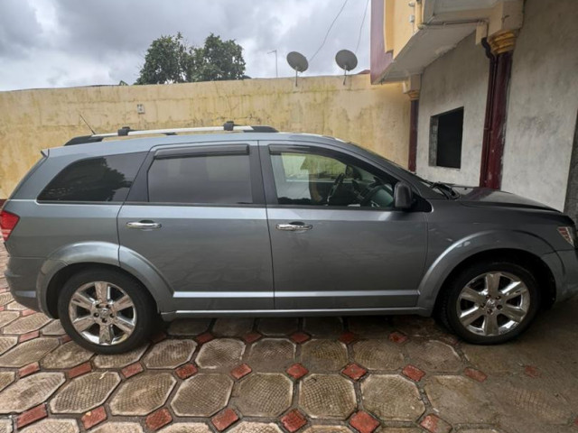 À vendre, Voitures, Conakry