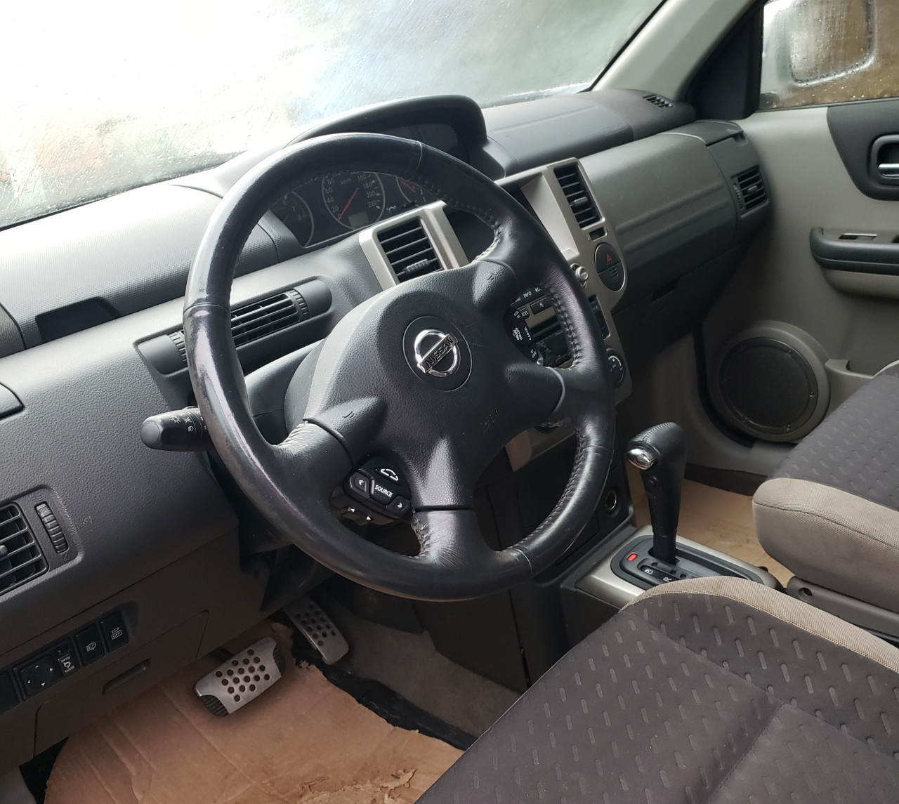 Nissan X TRAIL, Voitures, Conakry