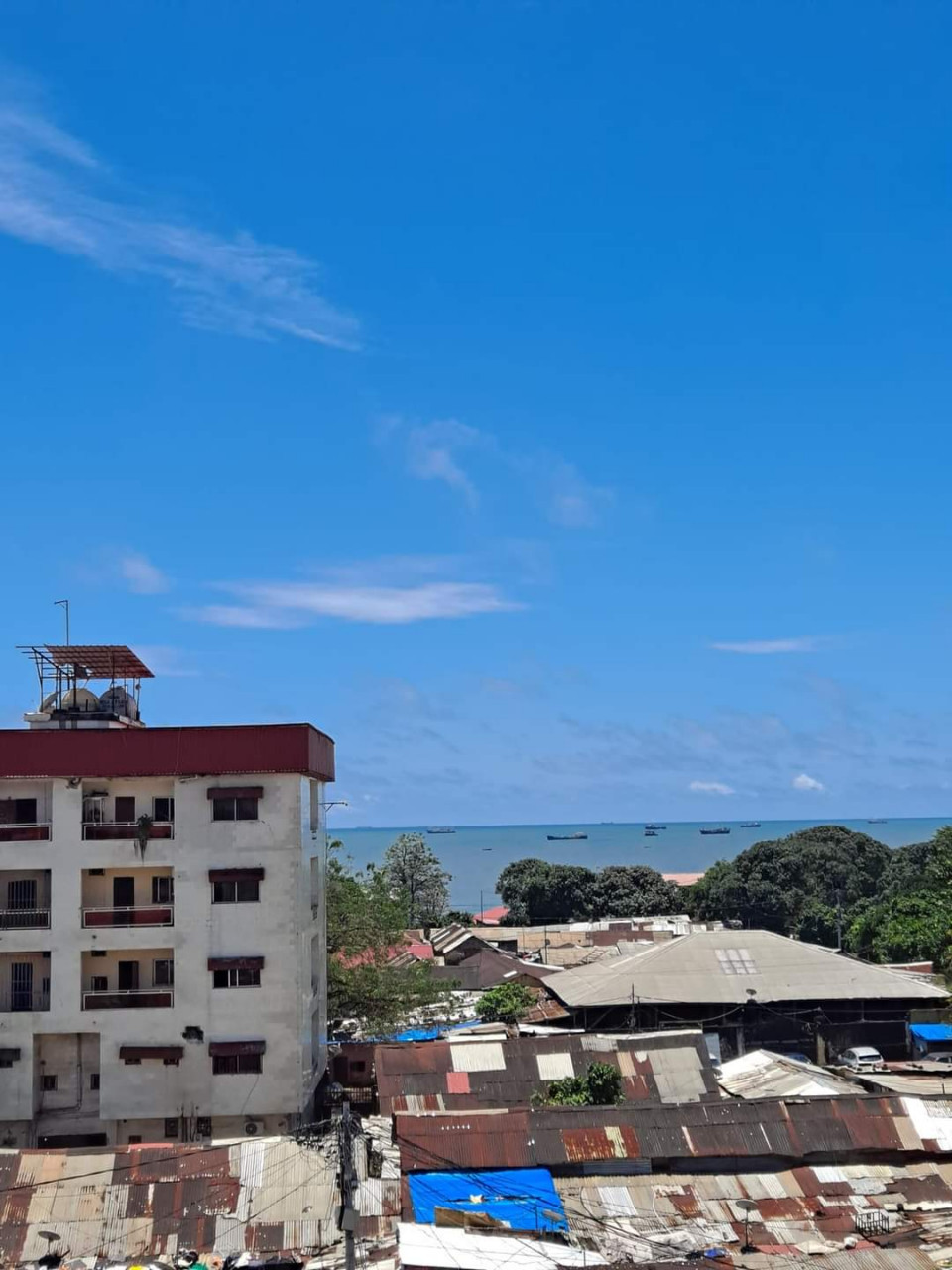 OPEN SPACE À LOUER À KALOUM, Autres Immobiliers, Conakry