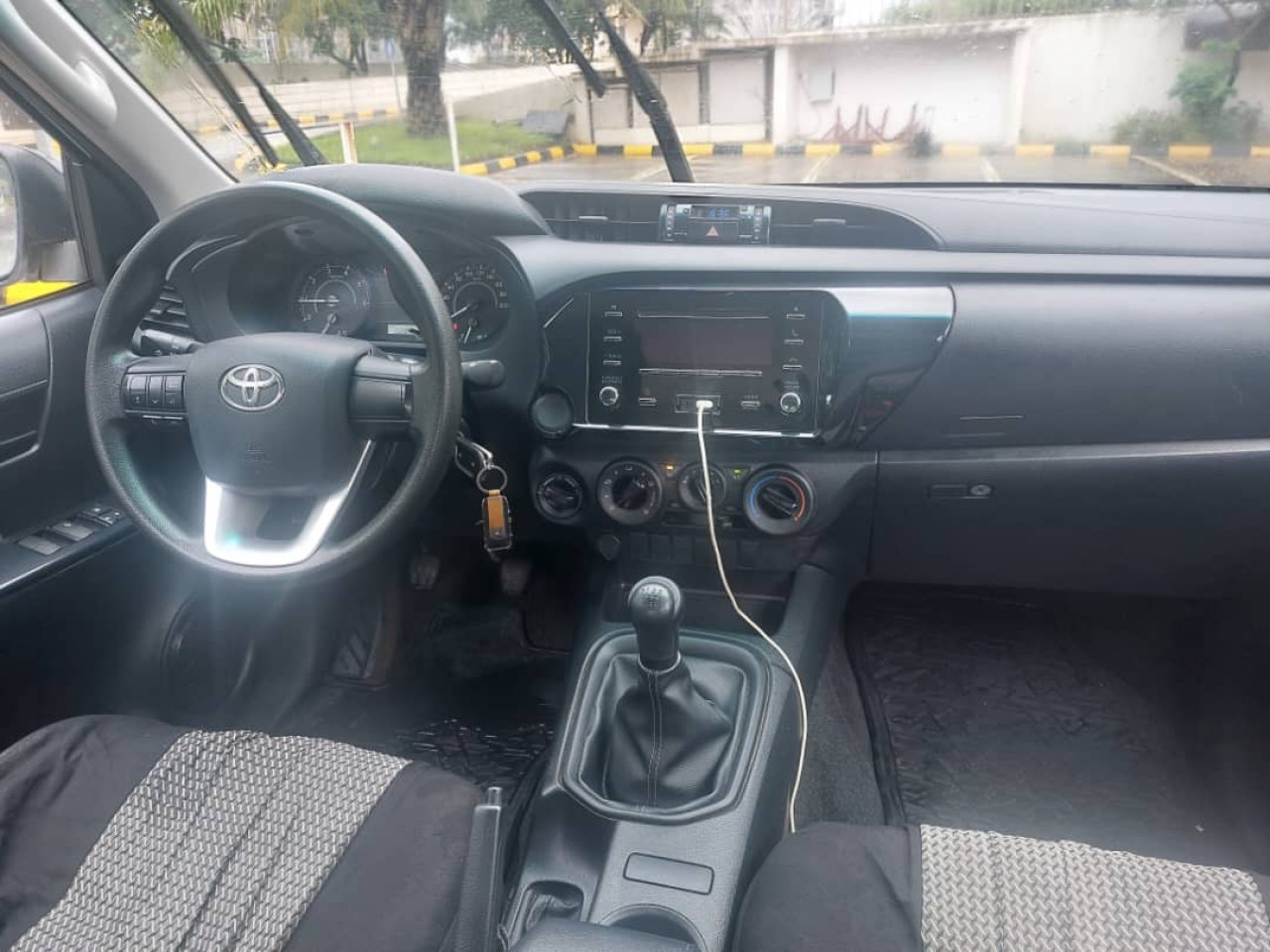 Toyota hilux, Voitures, Conakry